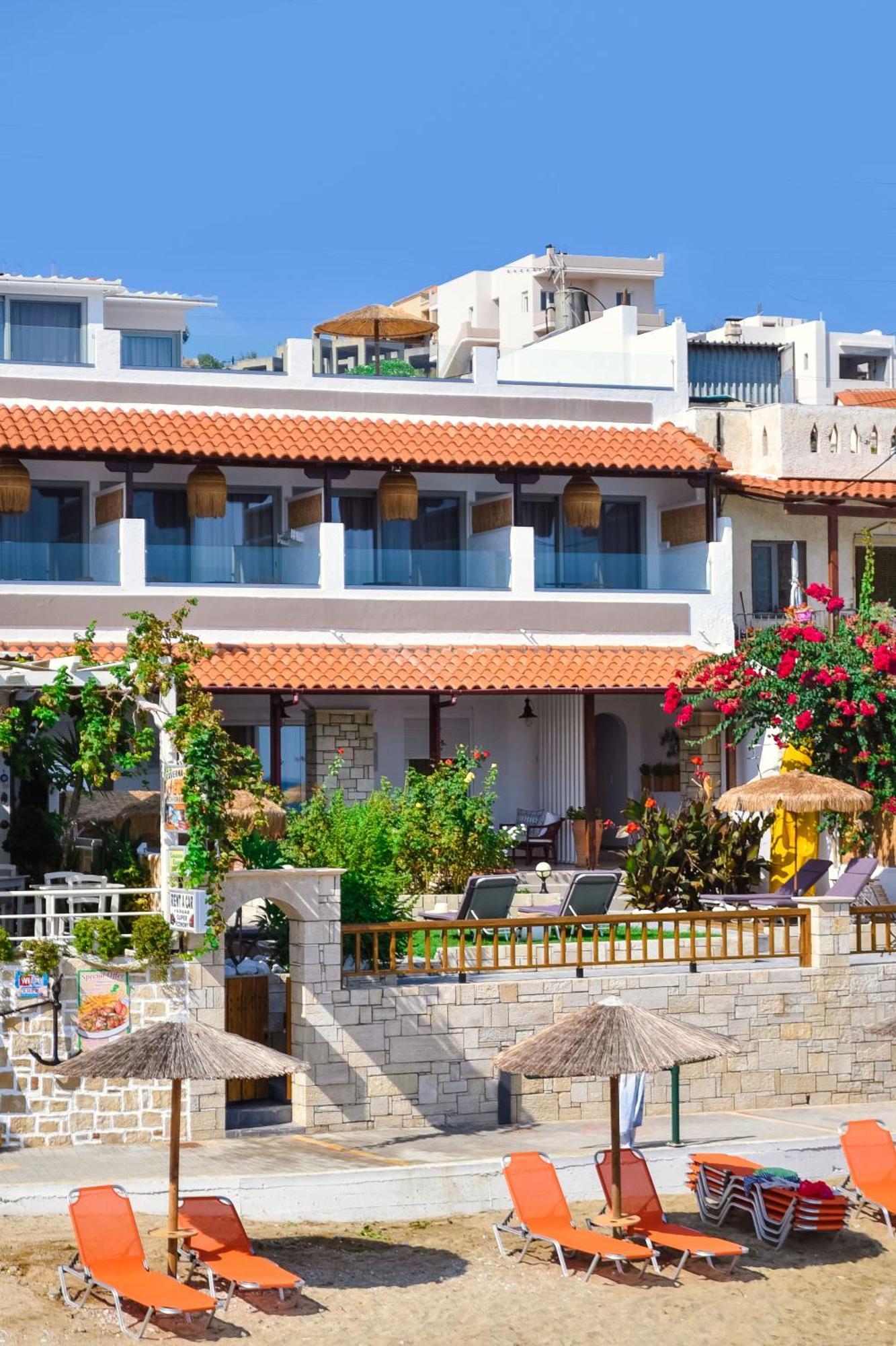 Laia Seafront Luxury Apartments Agia Pelagia  Exterior photo