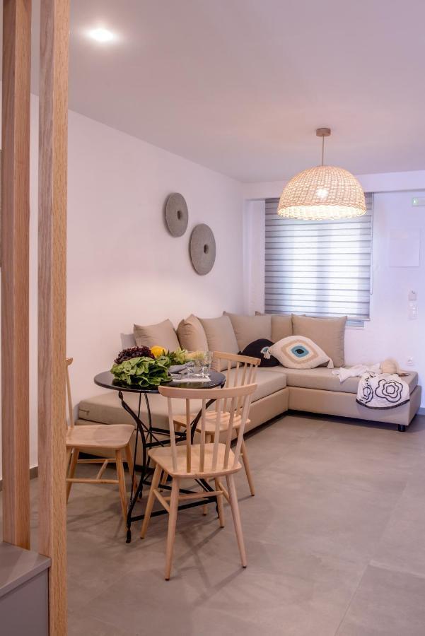 Laia Seafront Luxury Apartments Agia Pelagia  Exterior photo